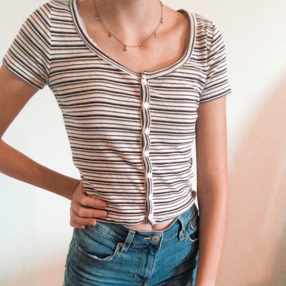 Hollister Baby Tee